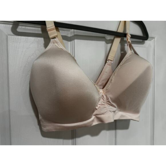 Bali Bra 3550 Comfort Revolution Pink NWT 40DD Wireless - Picture 2 of 4